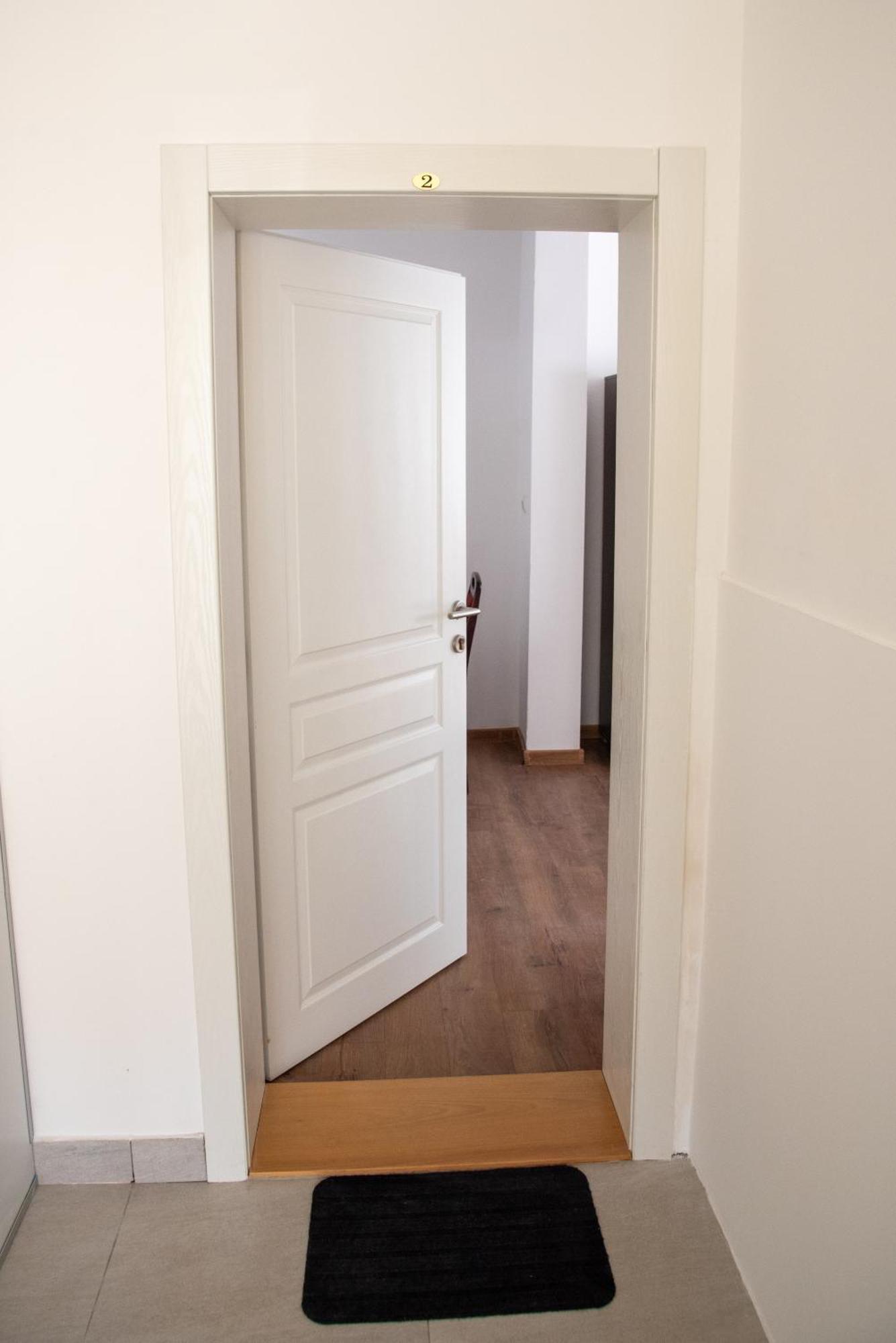 Apartments Kuca Aleksic Ni Екстериор снимка