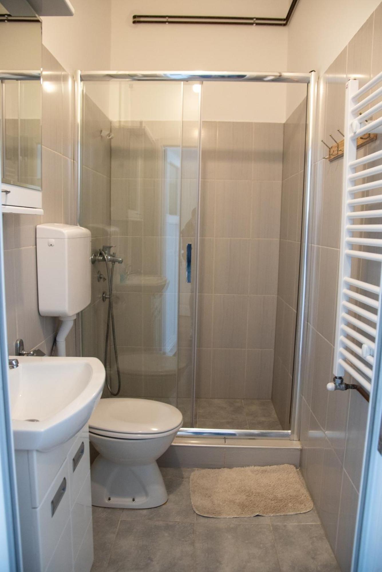 Apartments Kuca Aleksic Ni Екстериор снимка