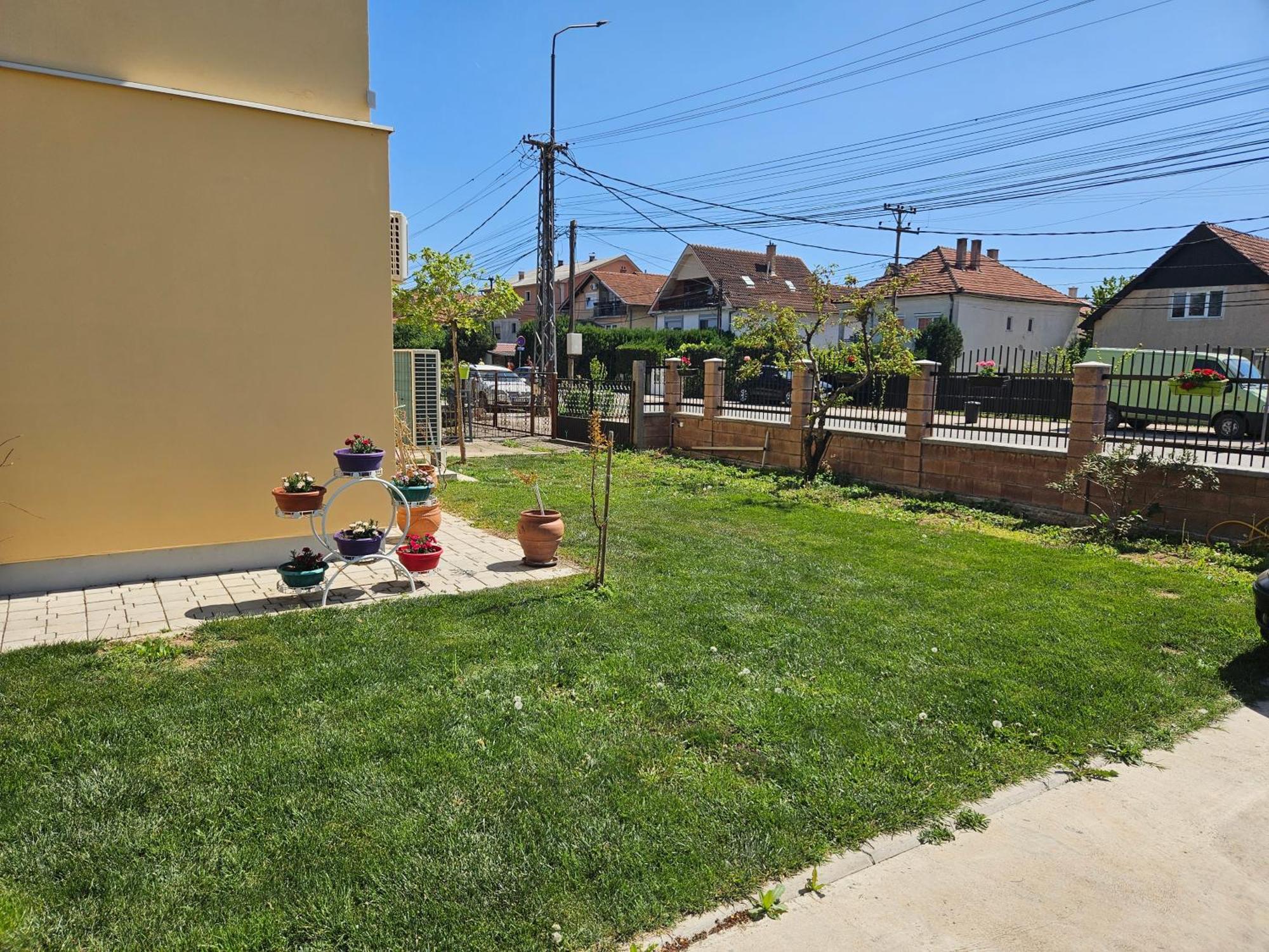 Apartments Kuca Aleksic Ni Екстериор снимка