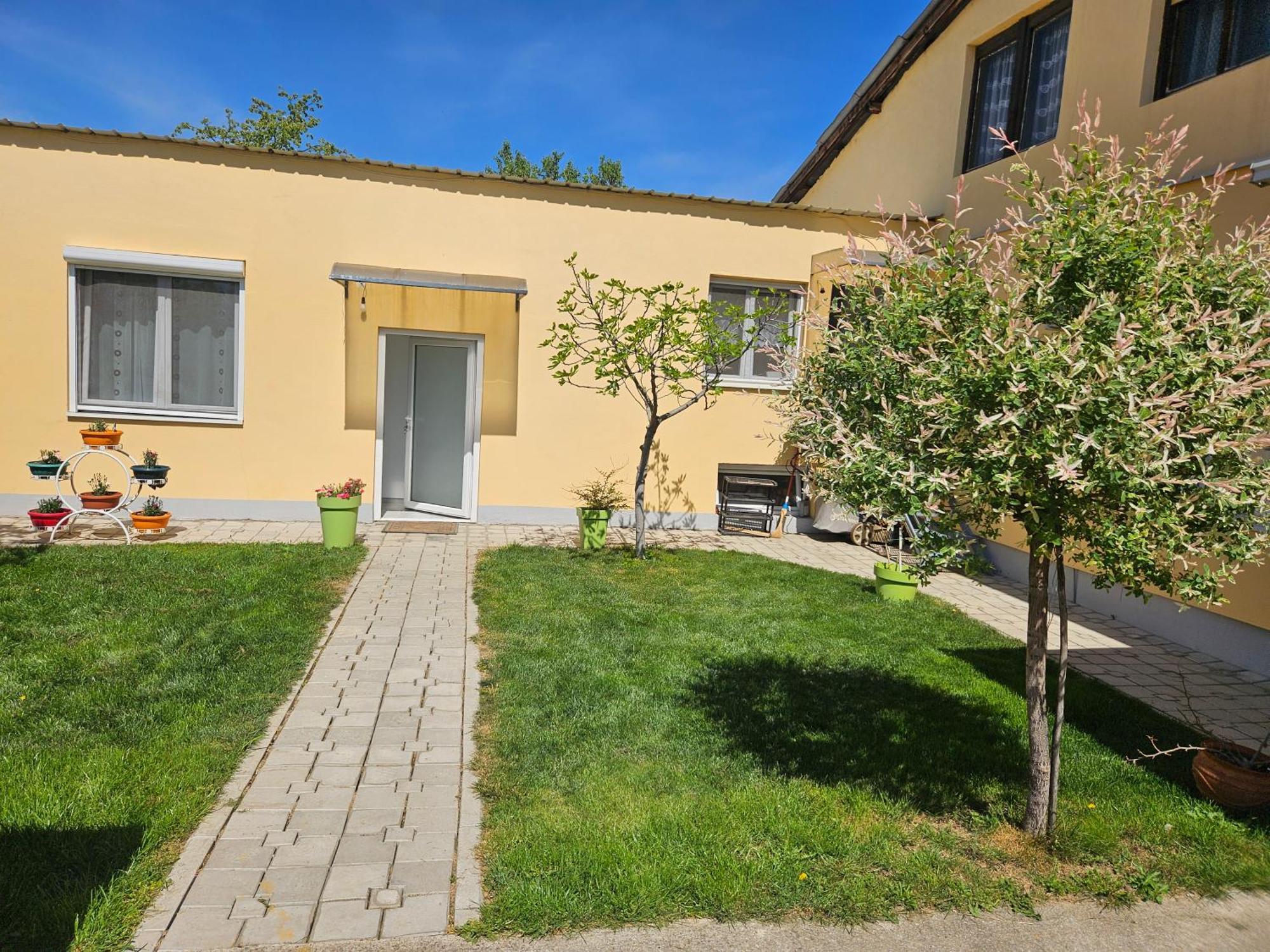 Apartments Kuca Aleksic Ni Екстериор снимка