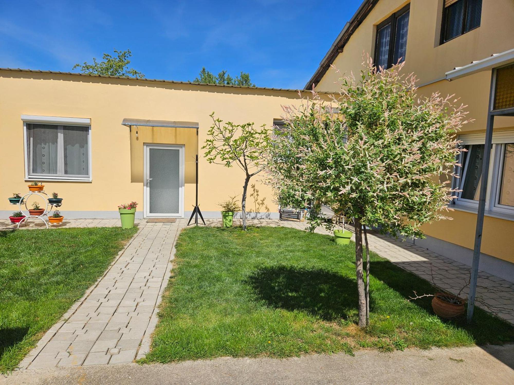 Apartments Kuca Aleksic Ni Екстериор снимка