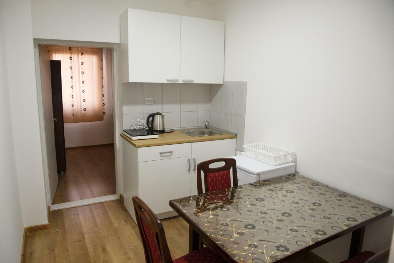 Apartments Kuca Aleksic Ni Екстериор снимка